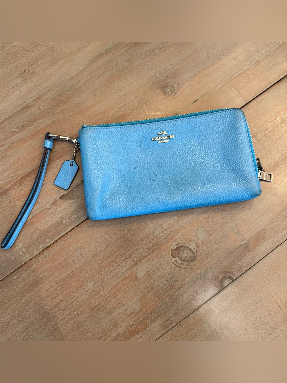 COACH BLUE PEBBLED LEATHER DOUBLE CORNER ZIP ZIPPER WRISTLET CLUTCH WALLET  Used